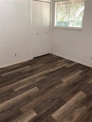 Building Photo - 8018 Exmoor Dr