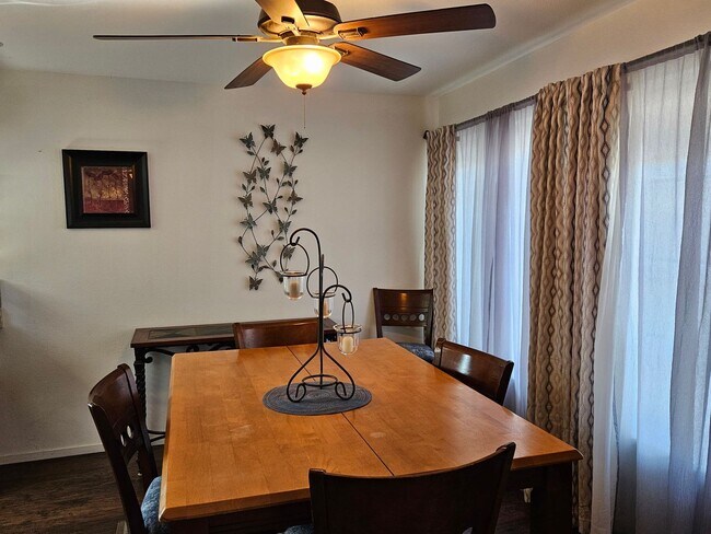 Building Photo - Condo with River Access, Marina view and g...