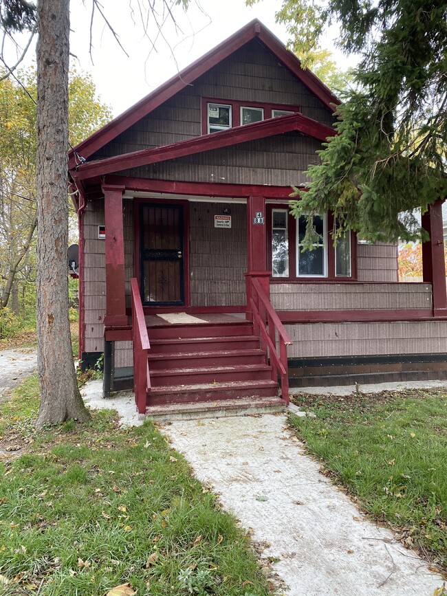 Building Photo - 488 Cambridge Ave