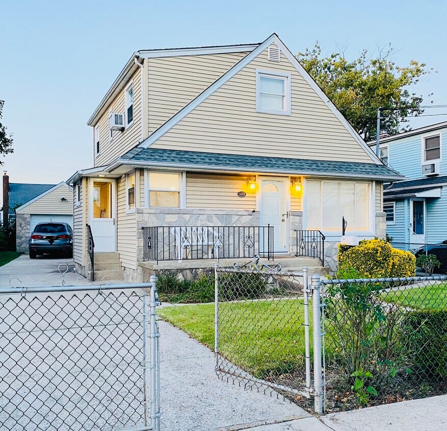 1468 Hancock St, Elmont, NY 11003 House Rental in Elmont, NY