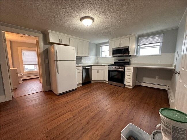 Building Photo - 30 Hawthorne St