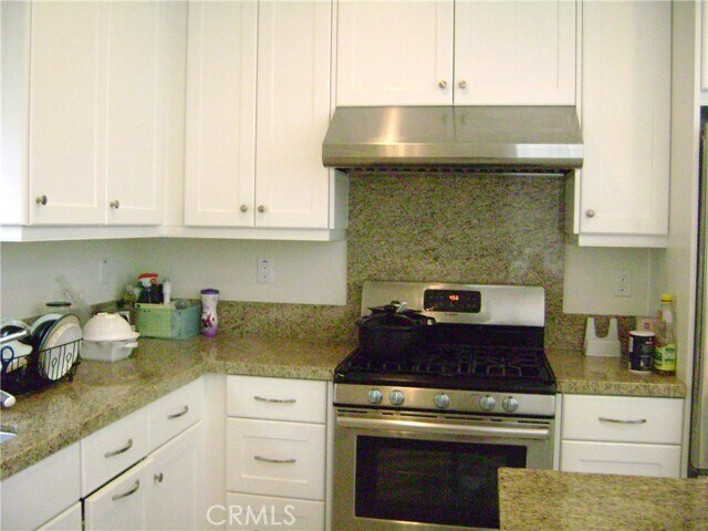 Building Photo - 117 Strawberry Grove