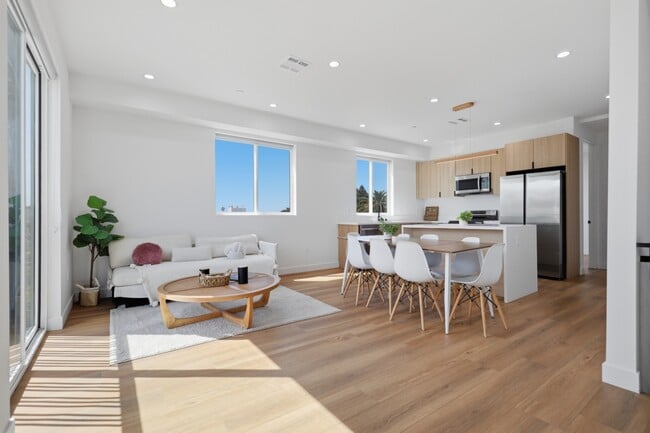 Photo - 3 BED | 3 BATH | 1,900 SQ FT | FULLY REMODELED + FURNISHED 3-LEVEL HOME WITH PRIVATE ROOFTOP DECK