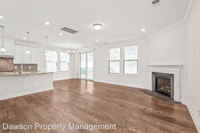 Foto del edificio - 3 br, 2.5 bath House - 15310 Scholastic Drive