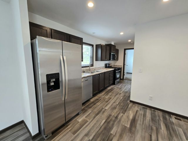 Foto principal - 361 Brutus Dr