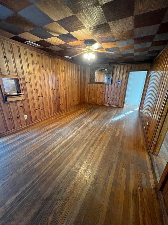 Building Photo - Wood Floors.