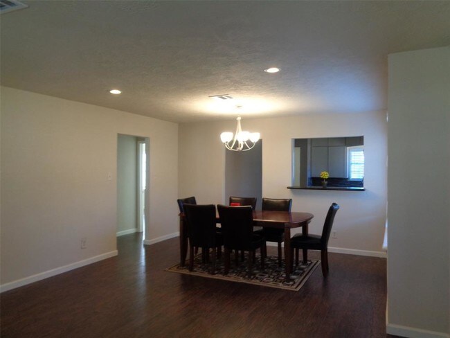 Foto del edificio - 3510 Ozark St