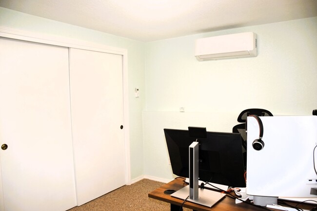 Building Photo - 3311 123rd St SE