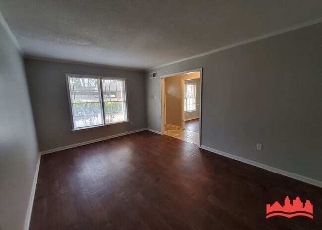 Foto del edificio - 5737 Scottsdale Ave