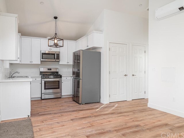 Building Photo - 1796 S Mirasol Way