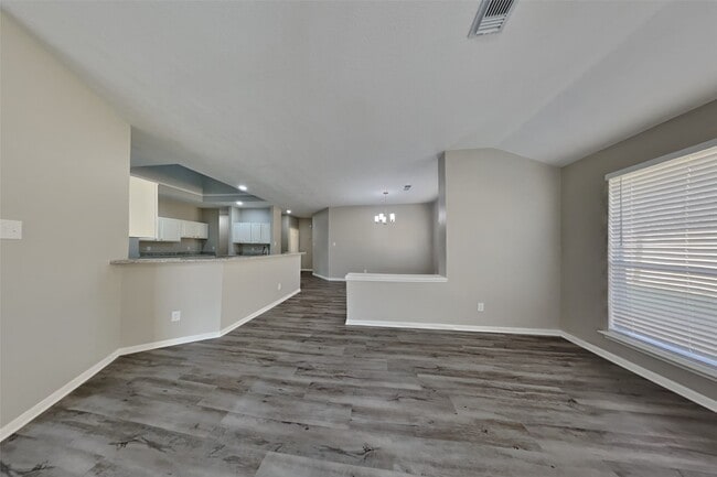 Building Photo - 10726 Perigrine Dr