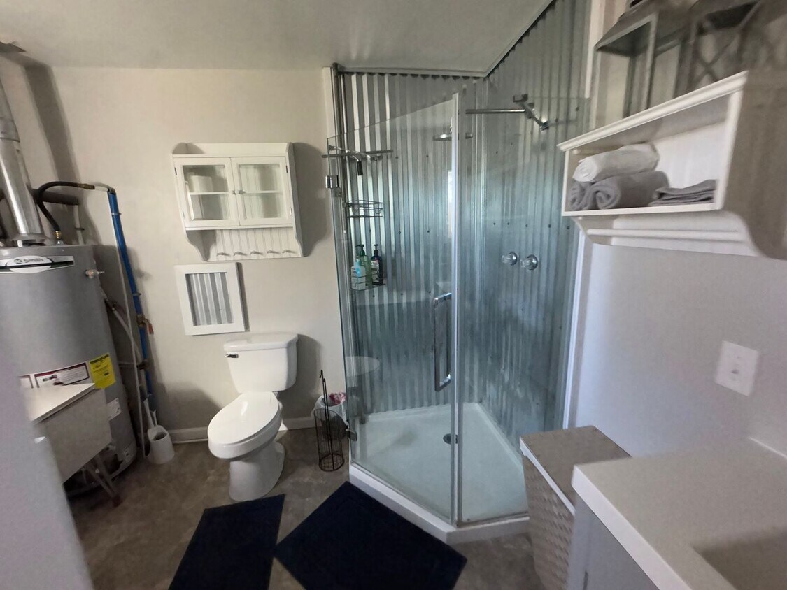 Foto del edificio - Yellowstone River View Studio - Fully Furnished Columbus Retreat!