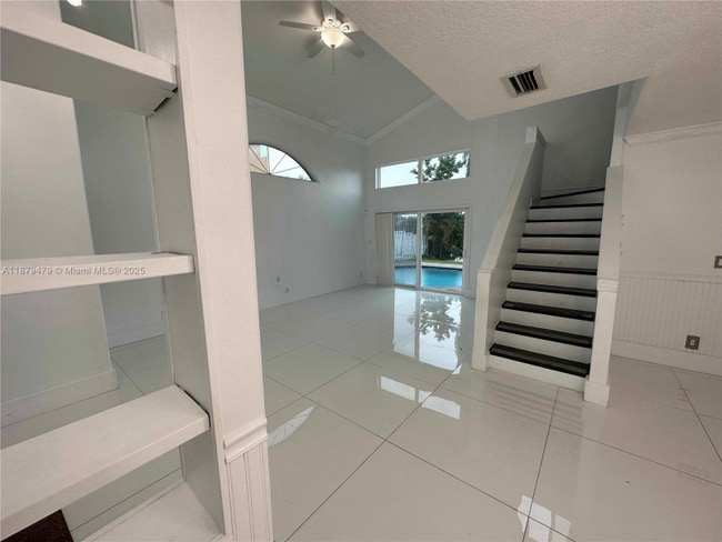 Foto del edificio - 2611 Regalia Way