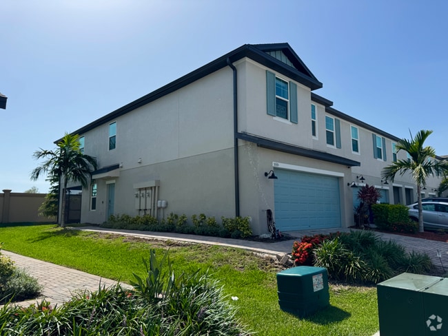 Building Photo - 5535 Tripoli Dr
