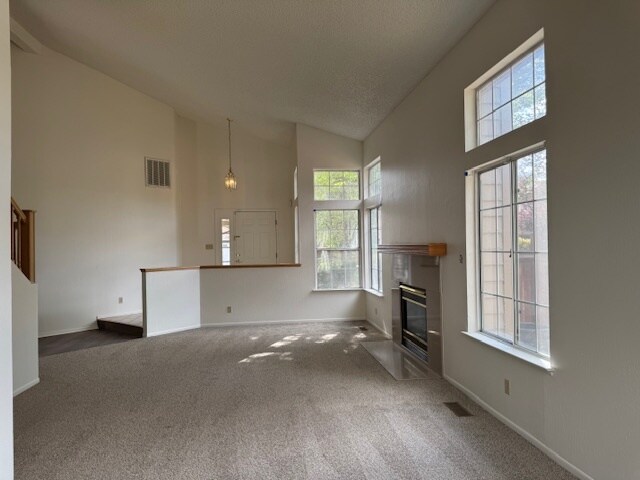 Foto del edificio - 1770 Lakeland Hills Dr