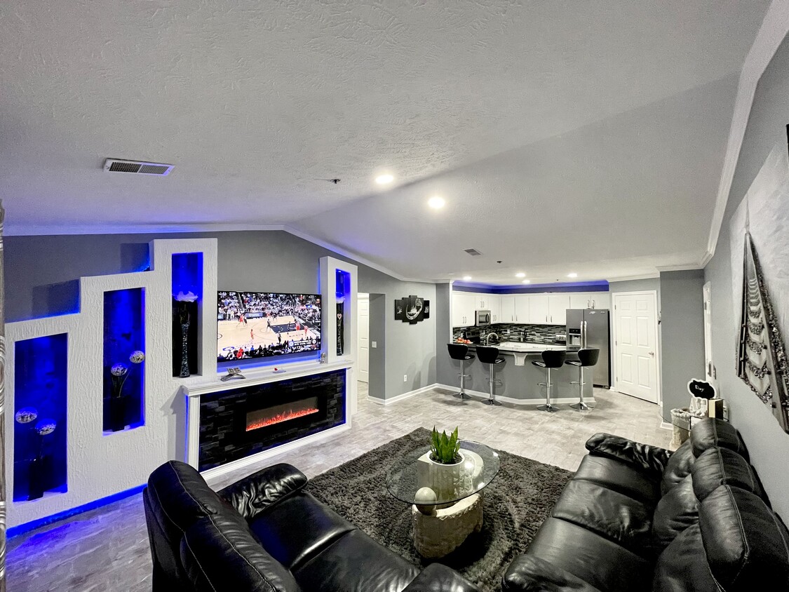 Foto principal - 3031 Poplar Creek Dr SE