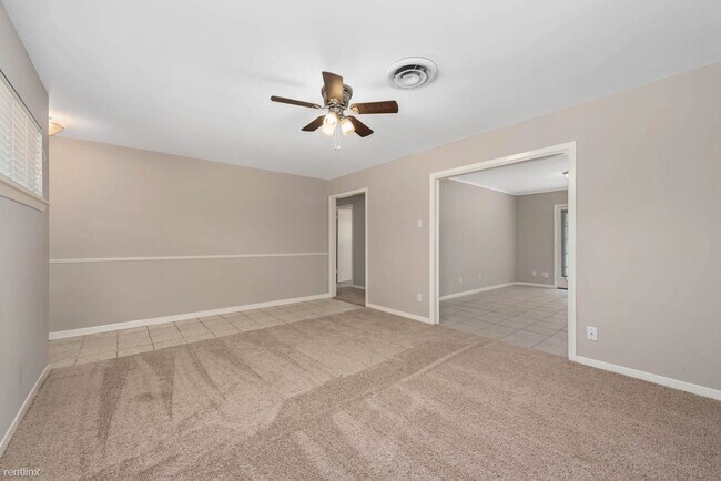 Building Photo - 5 br, 3 bath House - 808 Vine St
