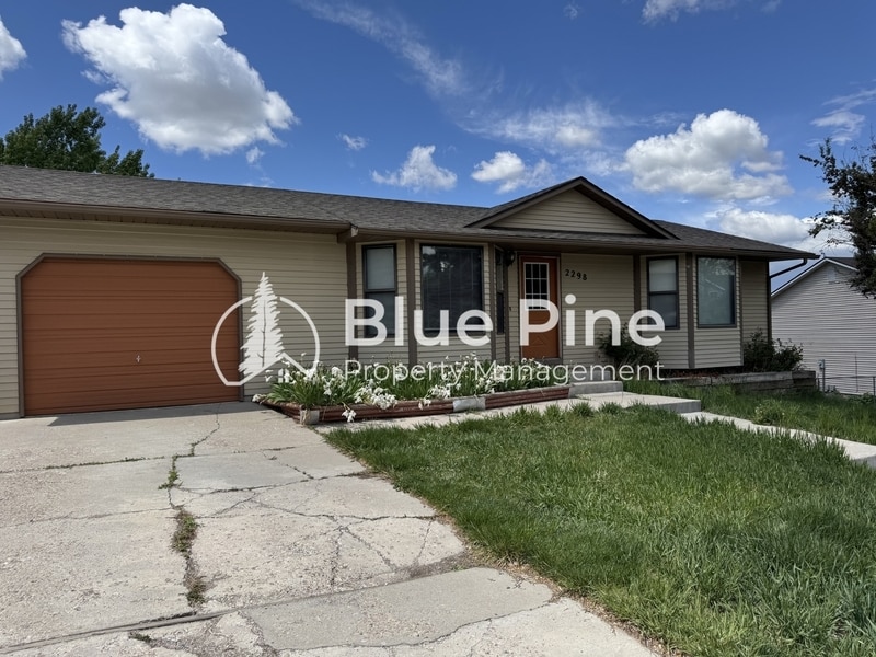 Primary Photo - 2298 Horizon Dr