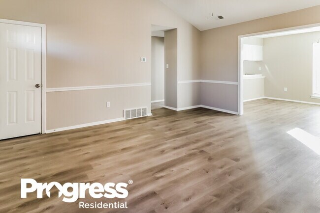Building Photo - 6587 Alexander Dr