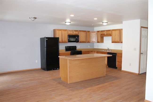 Building Photo - 1410 Worden Ave
