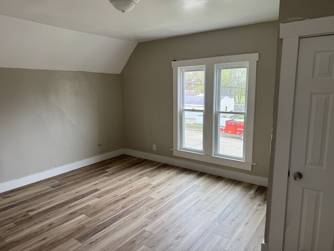 Foto del edificio - Fully remodeled 3 bed 1 bath $1400 includi...