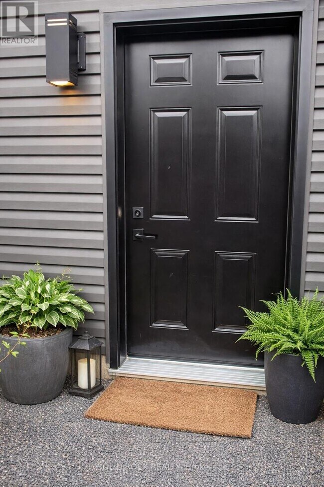 Photo du bâtiment - 15 Sainte Jeanne D'Arc St