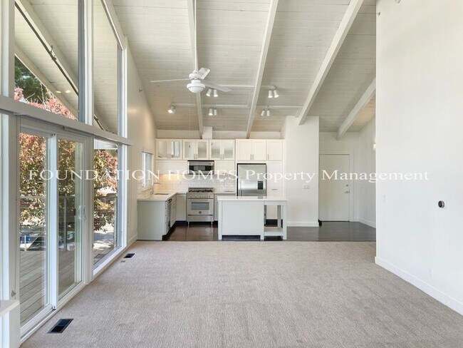 Building Photo - 69 Barbaree Way