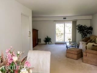 Primary Photo - 5 Hiland Valley Dr