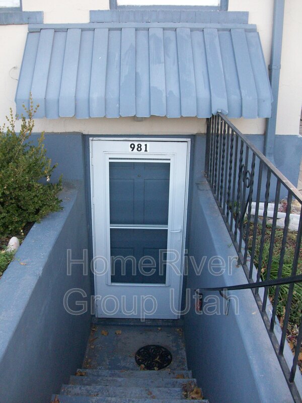 Building Photo - 981 S 1100 E
