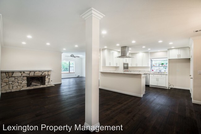 Foto del edificio - 3 br, 2 bath House - 1690 Loma Drive