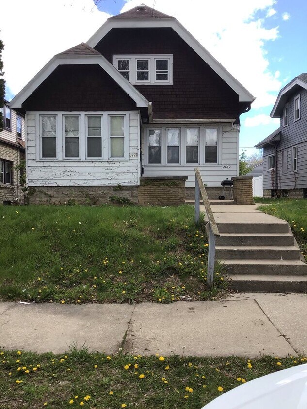 Primary Photo - 2872 N 56th St