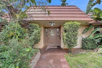 Building Photo - 4721 Sarazen Dr