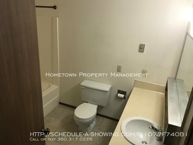 Foto del edificio - 9306 White Top Ave NE