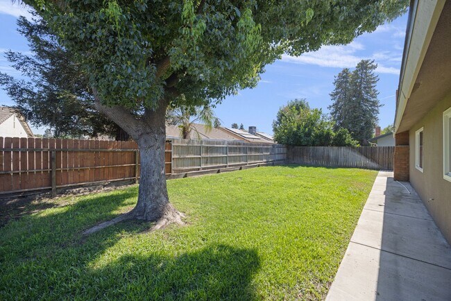 Foto del edificio - Cypress School District in Tulare