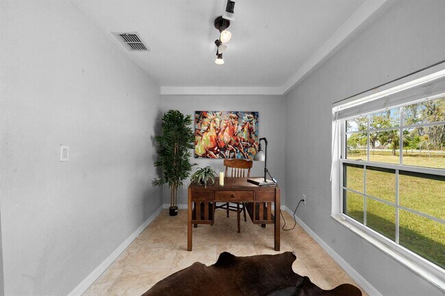 Foto del edificio - 2730 W Highland St