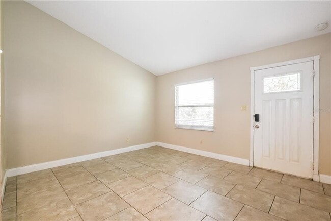 Building Photo - 574 Sundown Ct