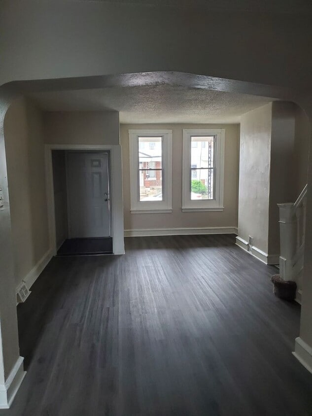 Charming 3-Bedroom Home - Charming 3-Bedroom Home