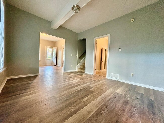 Foto del edificio - 919 S Logan St