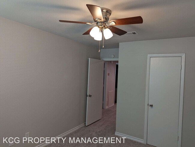 Foto del edificio - 3 br, 2.5 bath House - 15342 W. LITTLE YORK