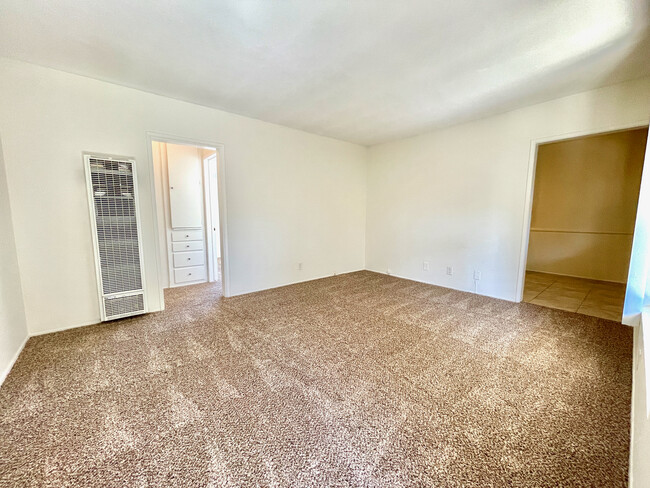 Building Photo - 2108 Aviation Way