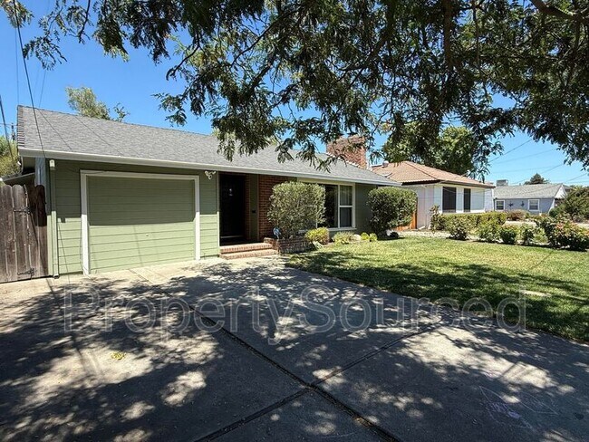 Foto del edificio - 1251 Middlefield Ave