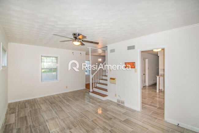 Building Photo - 3 br, 2 bath House - 3494 Naylor Drive