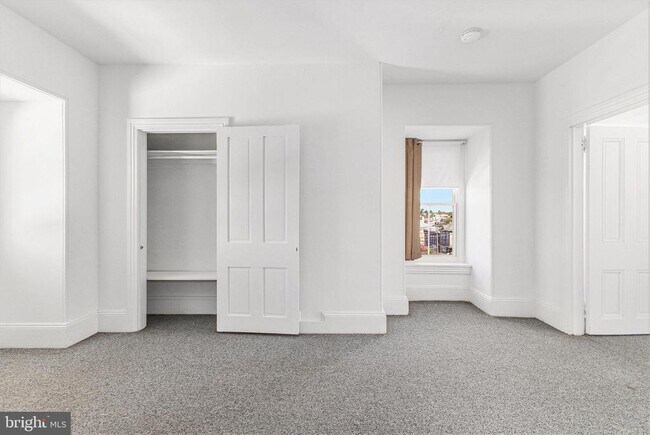 Building Photo - 136 Gay St