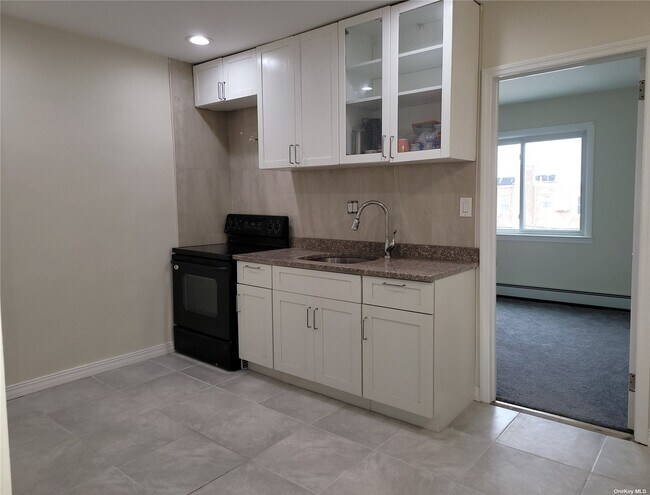 Foto del edificio - 150-63-150-78 78th Ave