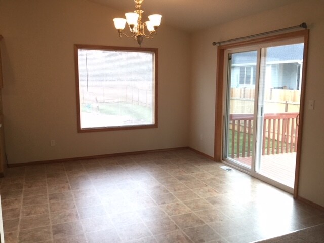 Building Photo - 14001 122nd Ave E