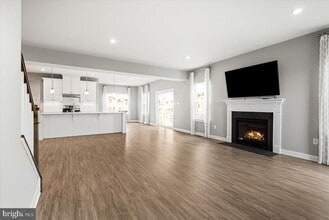 Building Photo - 712 Wallasey Dr