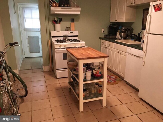 Foto del edificio - 413 Gittings St