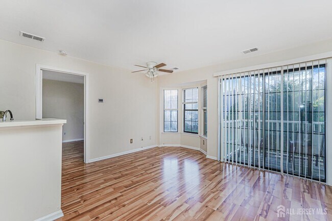 Foto del edificio - 212 Blew Ct