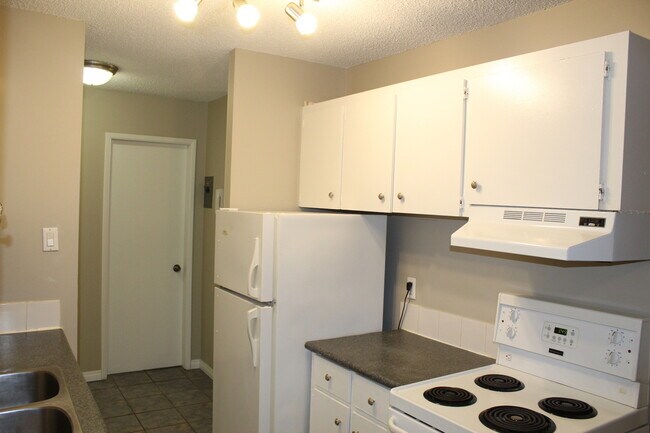 Photo du bâtiment - Seventh Street Manor Apartments