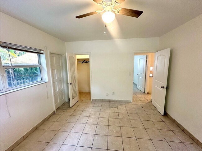 Foto del edificio - 1490 SW 32nd St